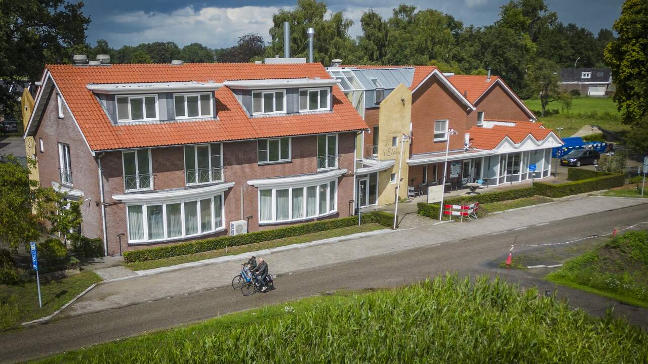 Asielhotel Albergen vermoedelijk beschoten met luchtbuks, COA doet aangifte