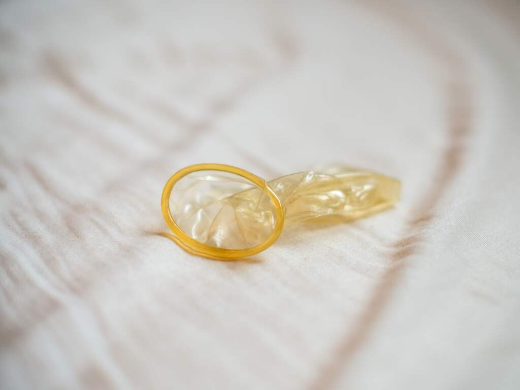 Tientallen Australische vrouwen ontvangen gebruikte condooms per post