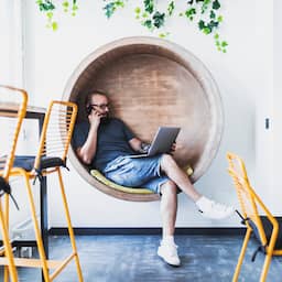 Stelling | Korte broek op kantoor: doen of niet doen?