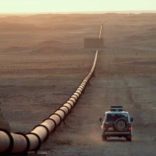 Illustratie bij: Twee pompstations van Oost-Westpijpleiding Saoedi-Arabië beschadigd