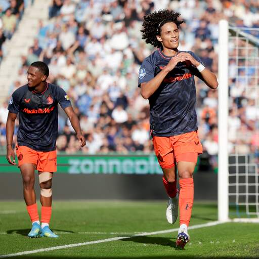 Illustratie bij: Feyenoord scoort zeven keer en bezorgt PEC grootste thuisnederlaag ooit