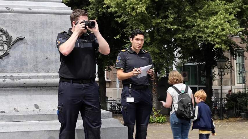 Politie doet grootschalig onderzoek op het Plein in Den Haag