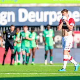 Live play-offs | Spektakel in Emmen: Dordrecht maakt direct na rust 2-2
