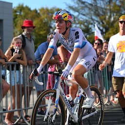 Live Tour | Peloton staat daags na ritzege Vollering opnieuw voor zware heuvelrit