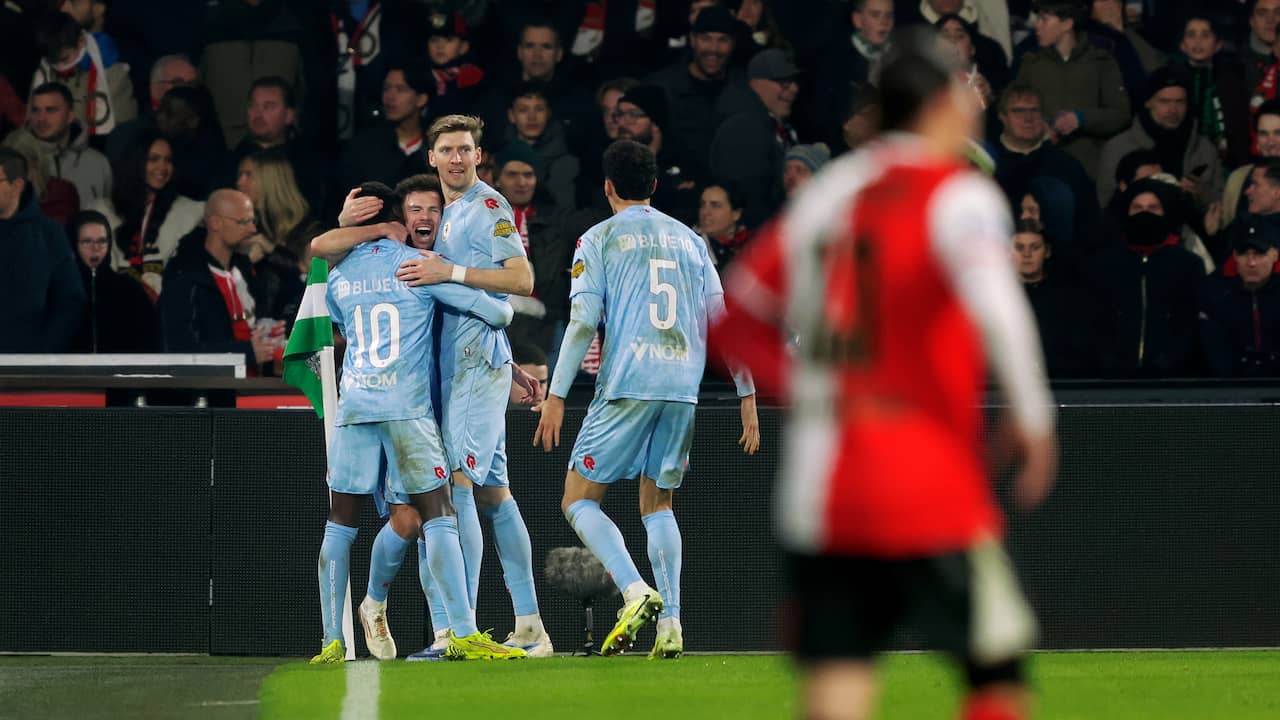 Live Eredivisie | Feyenoord verder in de problemen na derde doelpunt Sparta