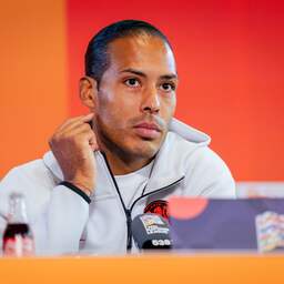 Teruglezen Oranje | Getergde Van Dijk fel op media over 'zijn' idee op WK