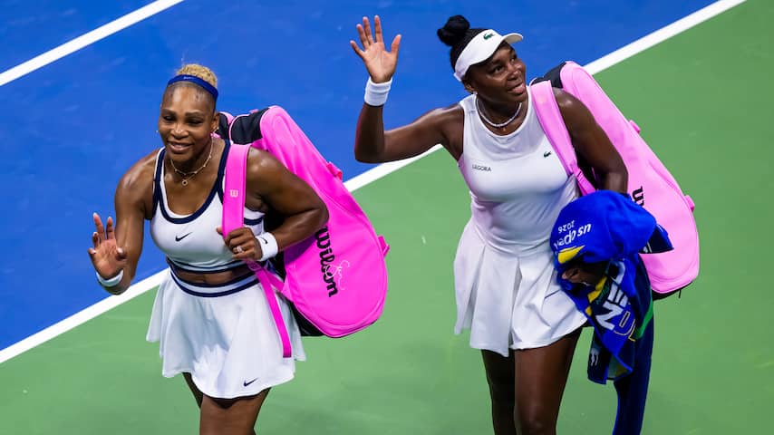 Serena en Venus Williams na spannende dubbelpartij uitgeschakeld op US Open