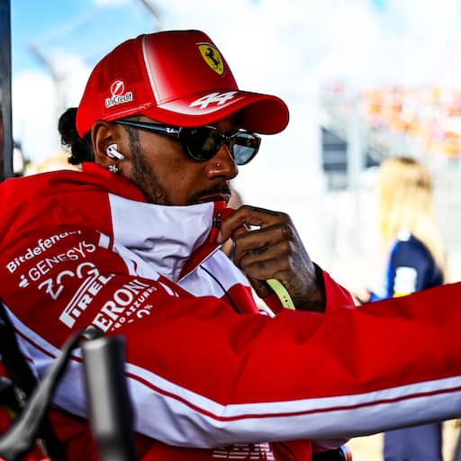 Hamilton gefrustreerd over tactiek Ferrari na mislopen podium in Zandvoort