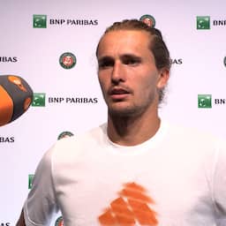 Video | Zverev noemt tegenstander Jesper de Jong tot twee keer toe Frenkie