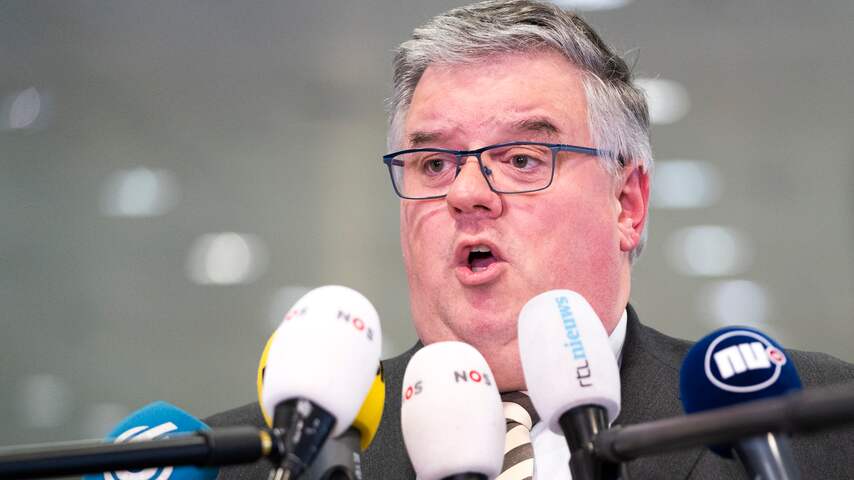 Burgemeesters geschokt door rellen: 'Dit is geen protest meer'