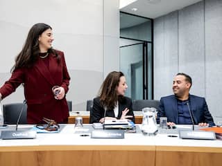 Meerderheid Kamer wil vier omroephuizen en samenwerking NOS en NTR