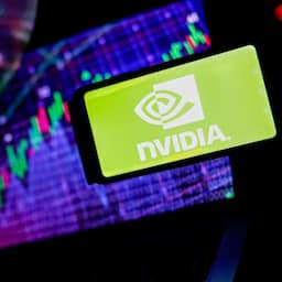 Chipbedrijf NVIDIA 200 miljard dollar minder waard na koersdaling op Wall Street