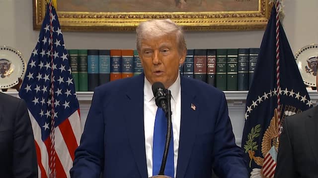 Trump over Qatarees vliegtuig: 'Alleen idioot slaat gratis vliegtuig af'