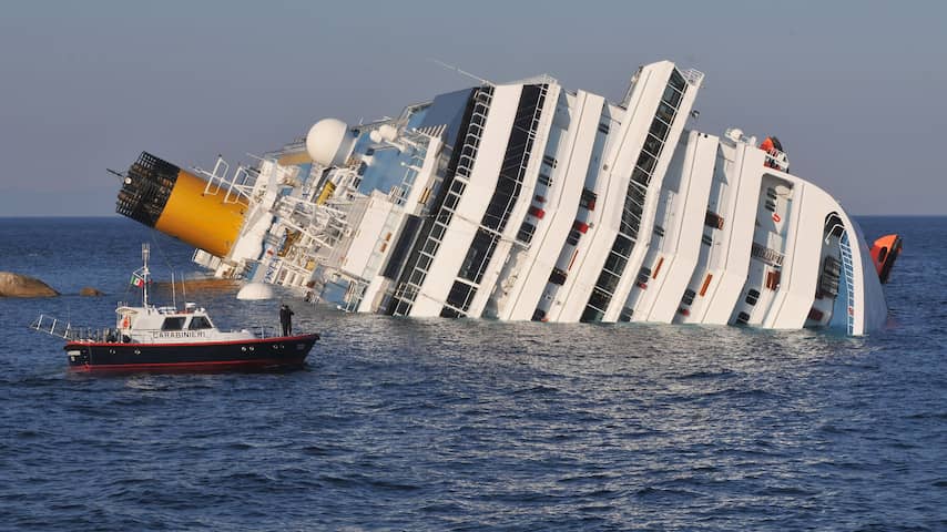 Kapitein van Costa Concordia wil deels vrijkomen en voor Vaticaan