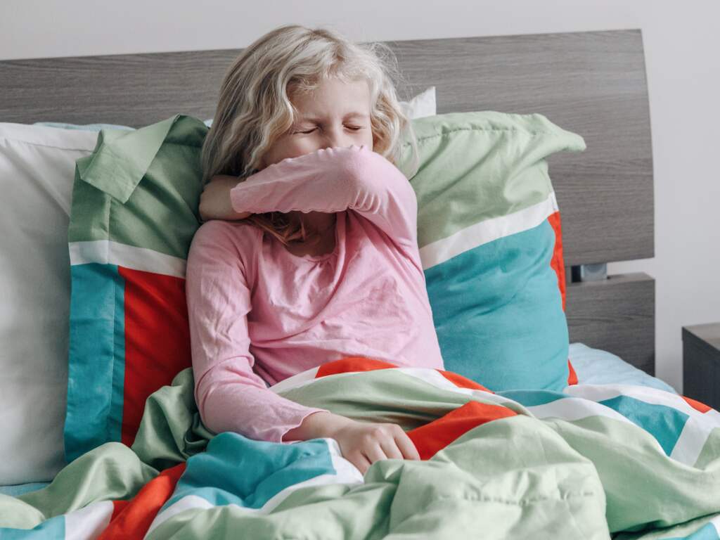 Aantal besmettingen en ziekenhuisopnames stijgt, najaarsgolf mogelijk begonnen