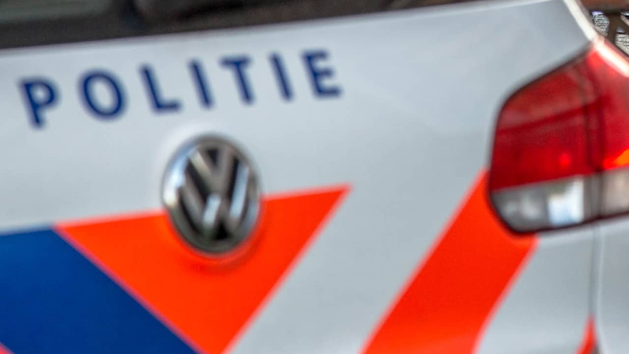 Auto schept vrouw op Breeweg in Biggekerke