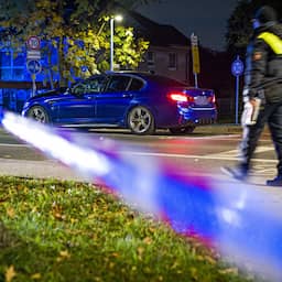Meerdere gewonden door auto die inrijdt op groep in Duitsland, politie opent vuur