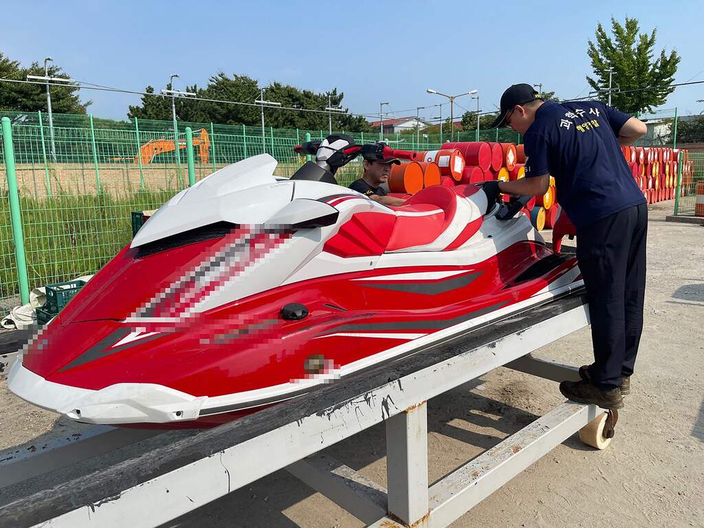 Activist ontvlucht China per jetski en vaart ruim 300 kilometer naar Zuid-Korea