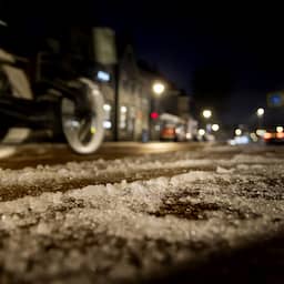 Live weer | Code oranje verlengd in noorden, veel Groningse wegen gesloten