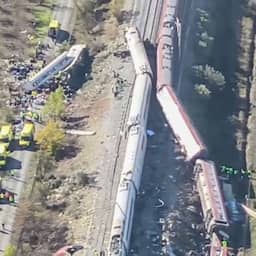 Live | Treinramp Spanje | Dodental stijgt naar 64, overlevende zag 'volledig verwoeste wagons'