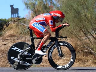 Mas beperkt schade in Vuelta-tijdrit, Roglic naar tweede plek in klassement