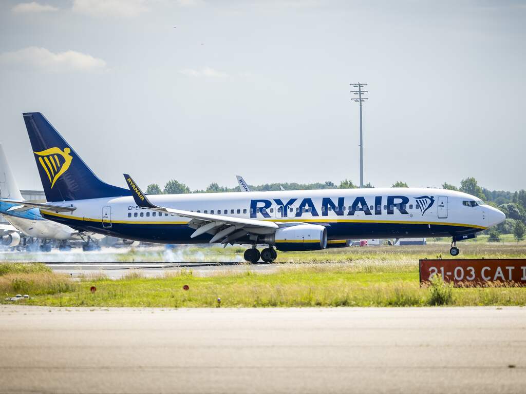Ryanair dwingt Zuid-Afrikanen nationaliteit te bewijzen met test in Afrikaans
