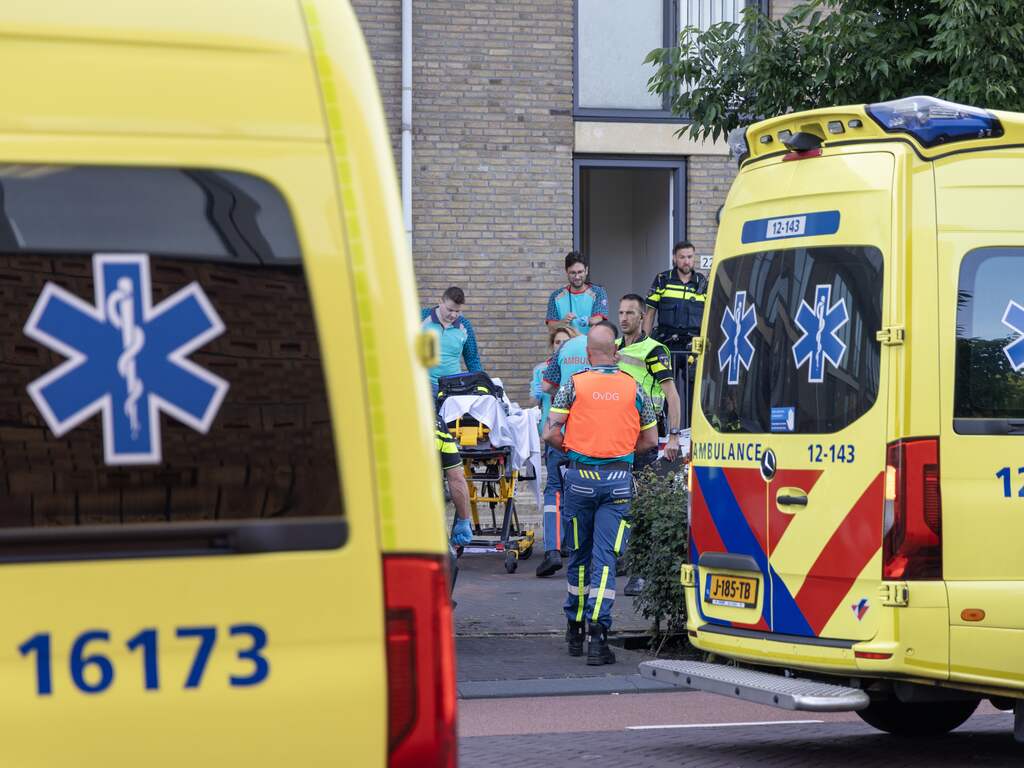 Agent gewond bij steekincident met meerdere slachtoffers in Hoofddorp