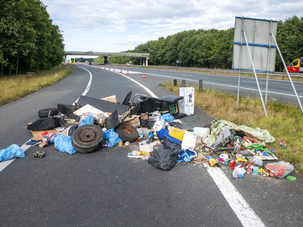 Groninger opgepakt in verband met afvaldumping die tot ongeluk op A7 leidde