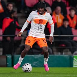 Live voetbal | Frimpong kwartier na invalbeurt alweer gewisseld bij Oranje