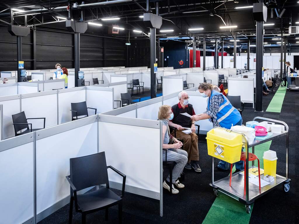 Nieuw landelijk telefoonnummer voor twijfelaars coronavaccinatie