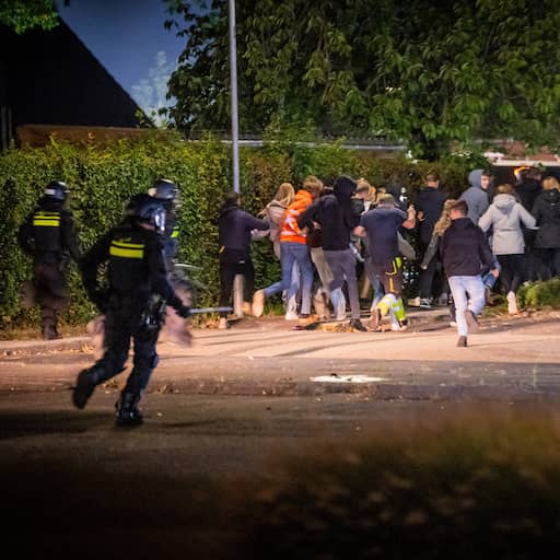 Illustratie bij: Zeven arrestaties bij azc-protest in Kesteren na afsteken vuurwerk