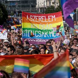 NU+ | Pride in Boedapest ondanks verbod Orbán, Halsema en Paul aanwezig