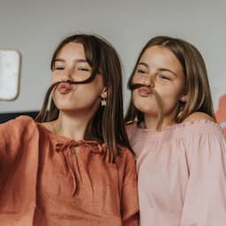 'Meidenhuizen' op Whatsapp populair onder tieners, maar iedereen kijkt mee