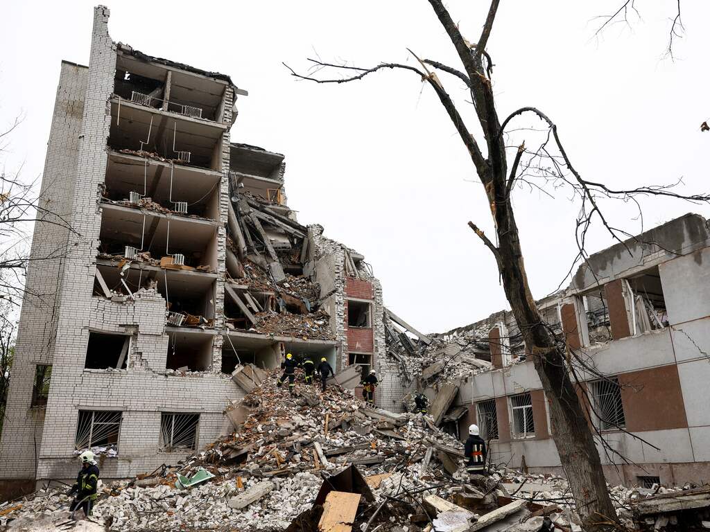 Zeker dertien doden door Russische raketaanval op Oekraïense stad Chernihiv