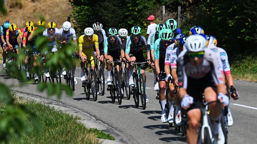 UCI verdedigt nachtcontroles in Tour na kritiek: 'Strijd tegen doping prioriteit'