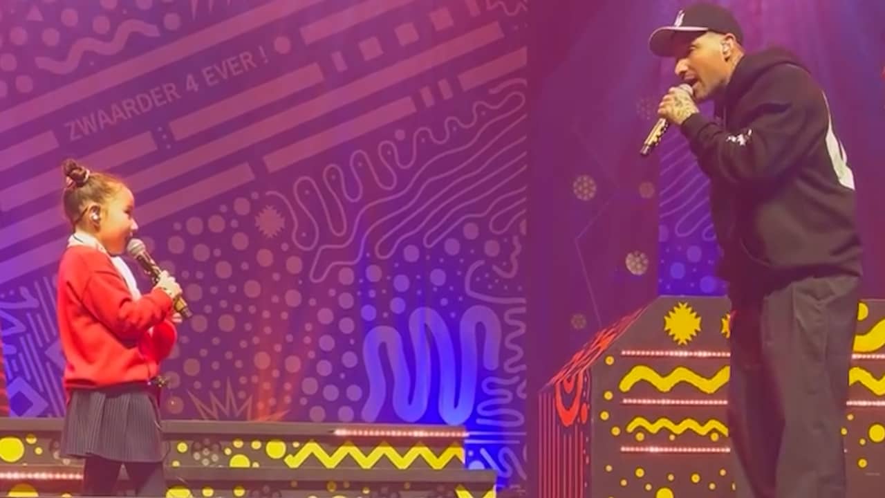 kraantje-pappie-zingt-met-dochter-maeve-4-op-podium-nu-nl