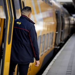 Storing NS verholpen: problemen met stationsborden en app weer opgelost
