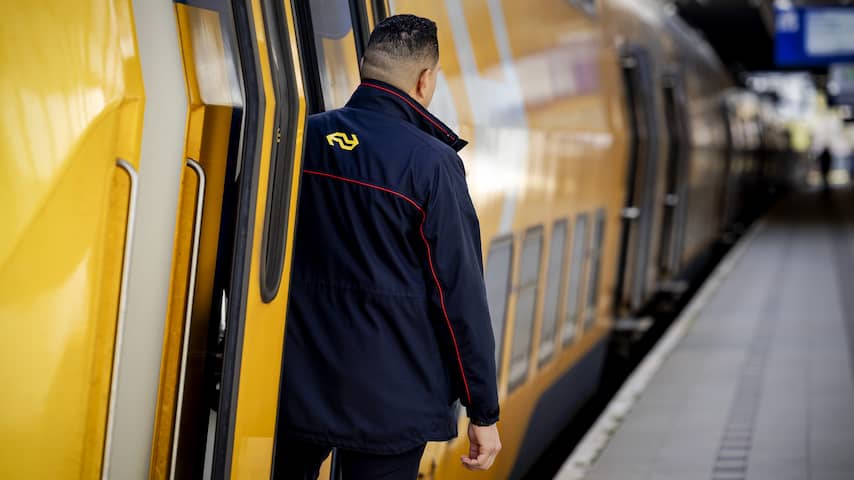 Storing NS verholpen: problemen met stationsborden en app weer opgelost