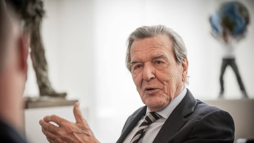 Foto bij Voormalige bondskanselier Schröder weer topfunctionaris bij Russisch bedrijf