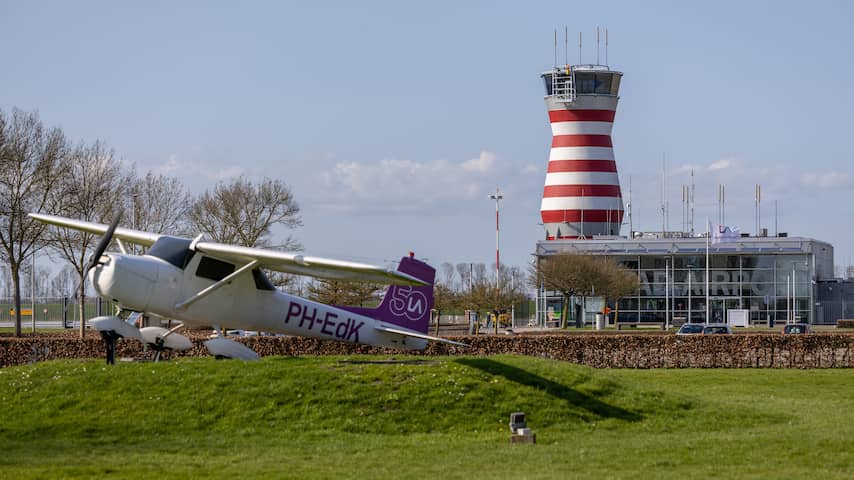 Rechter corrigeert minister: voor 2027 besluit over vergunning Lelystad Airport