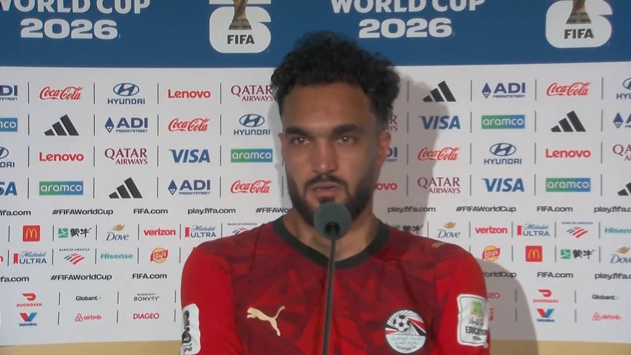 Egyptenaar Ziko met tranen in ogen: 'Oneerlijk behandeld door scheids'