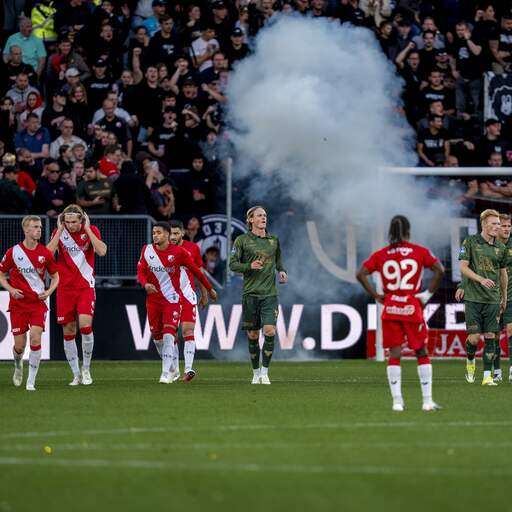 Illustratie bij: FC Utrecht deelt achttien stadionverboden uit na misdragingen tegen Go Ahead