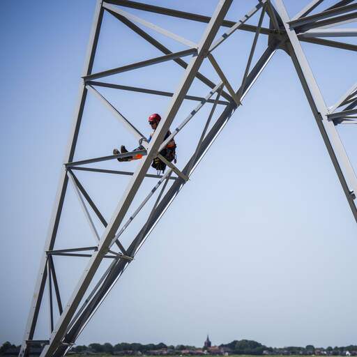 Illustratie bij: Energierekening flink omhoog door uitbreiding stroomnet: 140 euro per jaar erbij