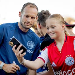 Ajax speelt bij officieuze rentree Blind gelijk tegen Bochum door eigen goal keeper