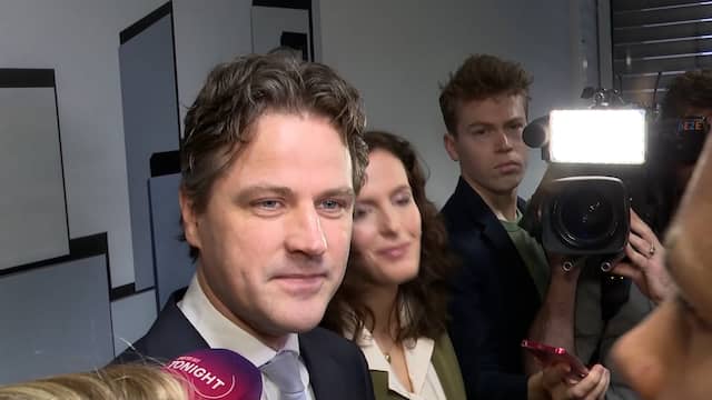 Bontenbal snijdt 'fatsoenlijke taart' aan: 'Ik stuiter van de energie'