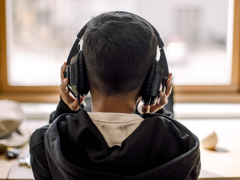 Zorgen over omstreden behandeling kinderen met autisme na nieuw rapport