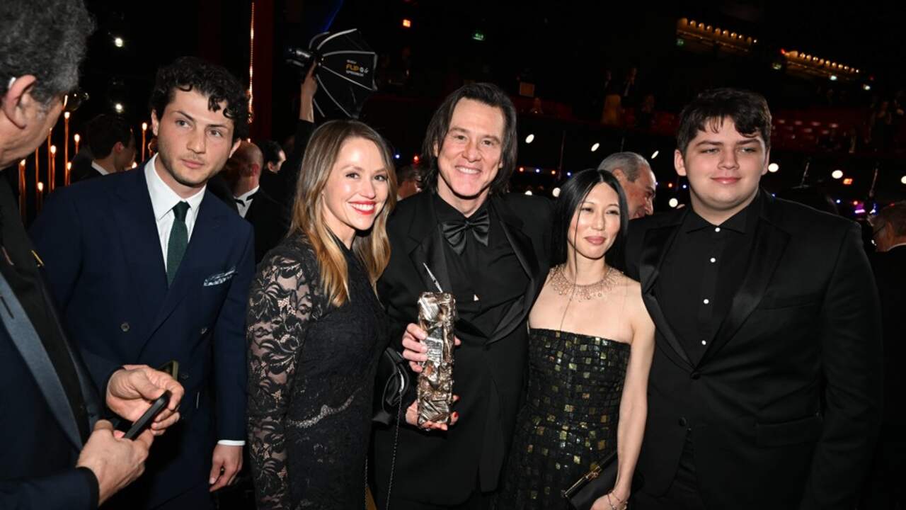 Foto bij Jim Carrey in het geheim voor de derde keer getrouwd