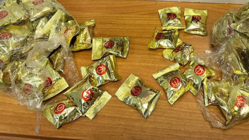 Chinese vrouw in Italië gepakt voor smokkelen van cocaïne in gelukskoekjes