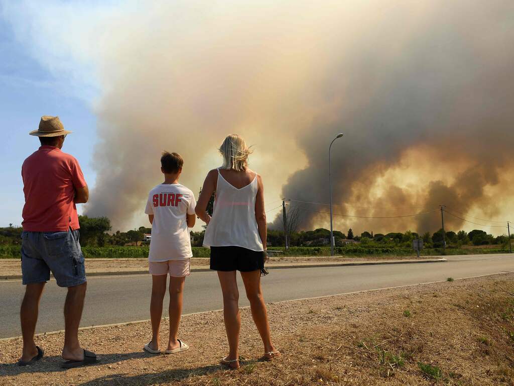 Bosbranden in Zuid-Frankrijk nog niet onder controle: 'Omvang is ongekend'