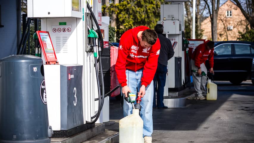 Benzineprijs stijgt met 0,1 cent en bereikt nieuw record